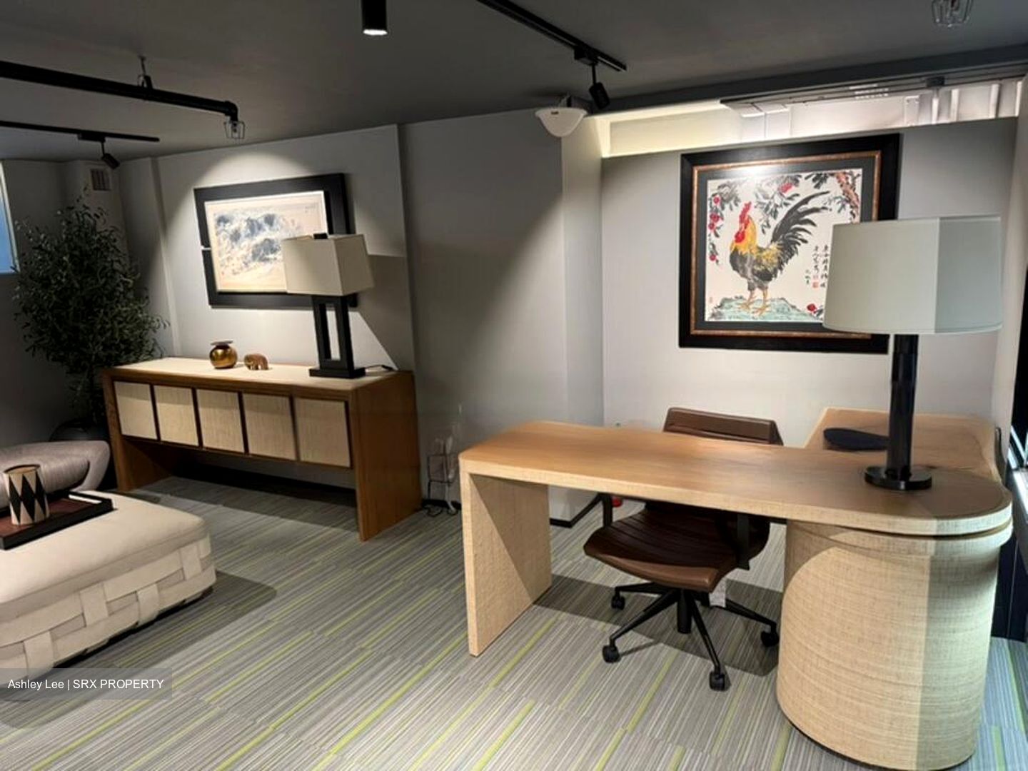 Tahir Building (D1), Office #478563511